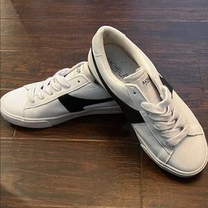Rachel Zoe Women's Sneakers in White with Black Details